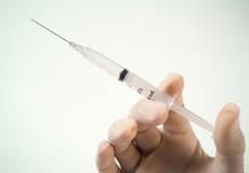 زائران عتبات عالیات نسبت به تلقیح واکسن مننژیت  اقدام نمایند